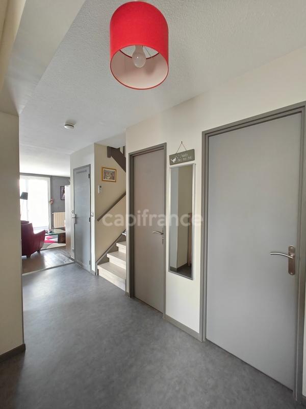 Maison - 121 m² - 5 pièces