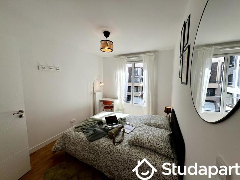 Chambre - 14 m² - 1 pièce