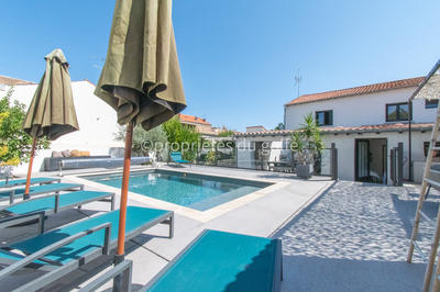 Maison - 138 m² - 8 pièces