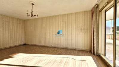 Appartement - 93 m² - 4 pièces