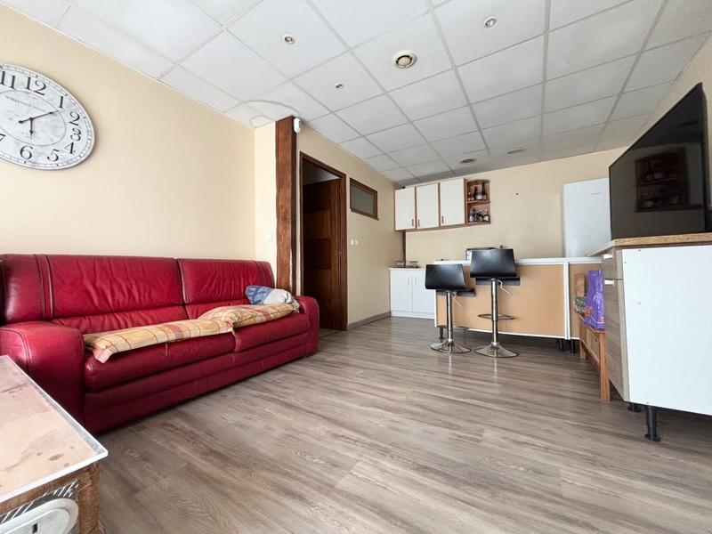 Maison - 268 m² - 7 pièces