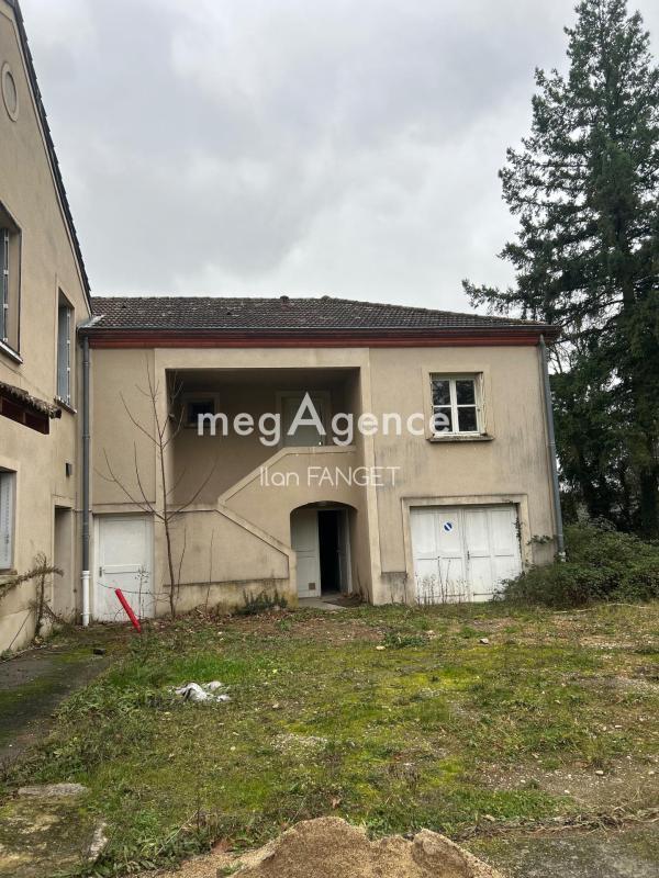 Maison - 275 m² - 6 pièces