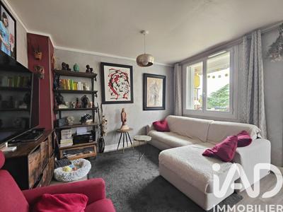 Appartement - 79 m² - 4 pièces