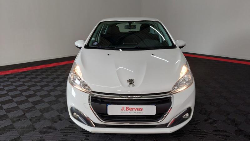 Peugeot 208 affaire Puretech 82 s&amp;S Premium Pack