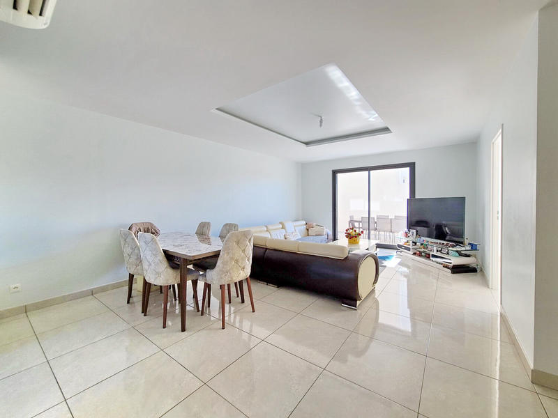 Maison - 111 m² - 5 pièces