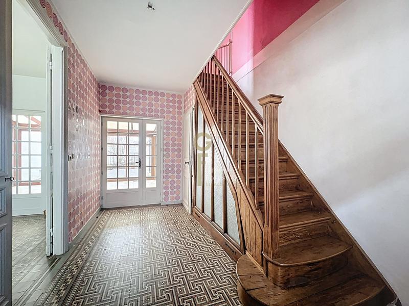 Maison - 169 m² - 6 pièces