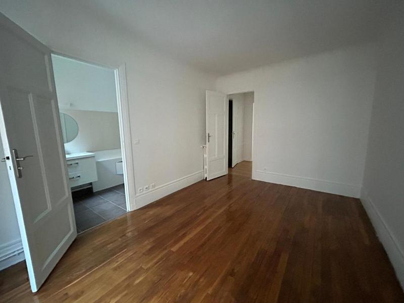 Appartement - 85 m² - 3 pièces