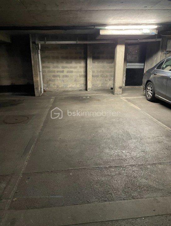 Parking - 12 m²