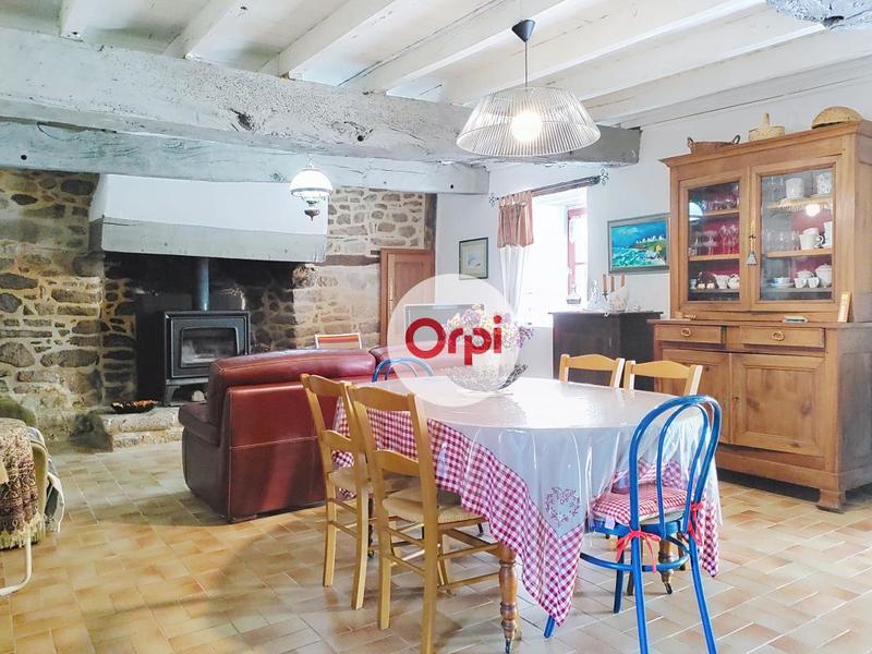 Maison en pierre - 98 m² - 4 pièces