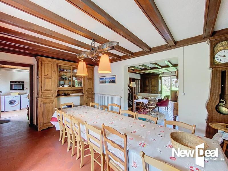 Maison de village - 333 m² - 15 pièces