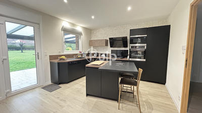 Pavillon - 135 m² - 6 pièces