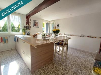 Maison - 220 m² - 7 pièces