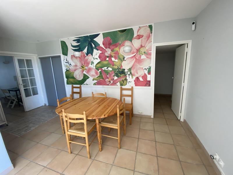 Appartement - 156 m² - 6 pièces