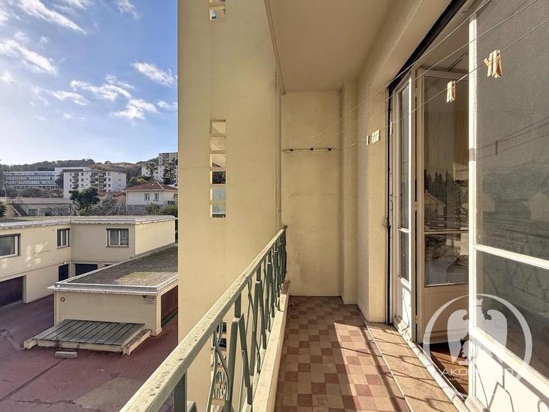 Appartement - 73 m² - 2 pièces