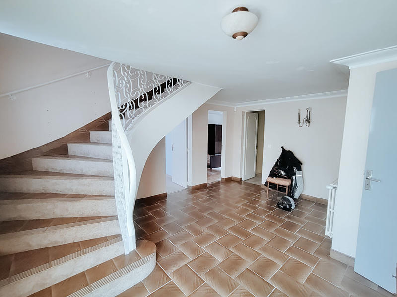 Maison - 144 m² - 6 pièces