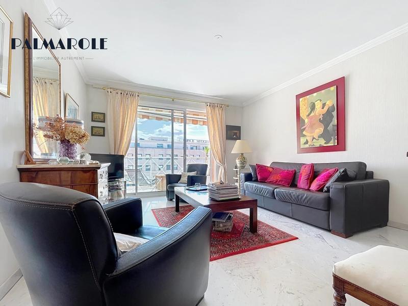 Appartement - 79 m² - 3 pièces