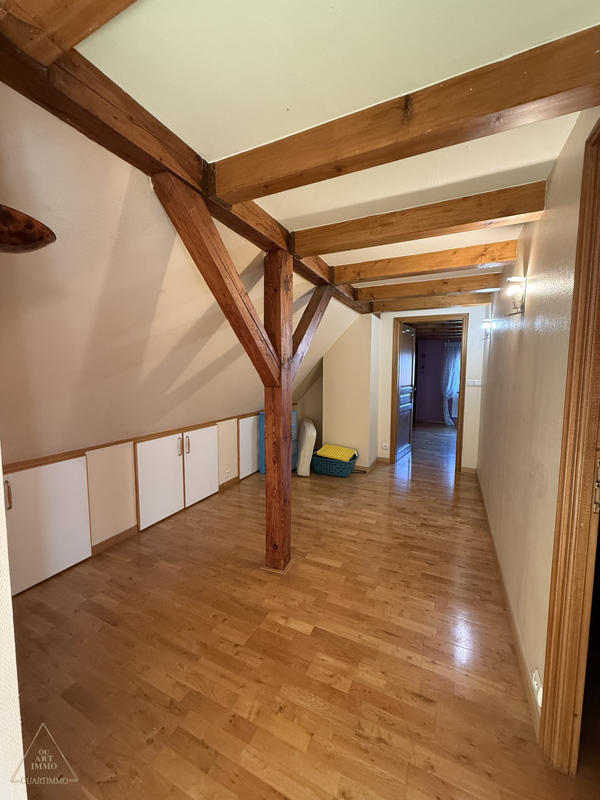 Maison - 164 m² - 8 pièces