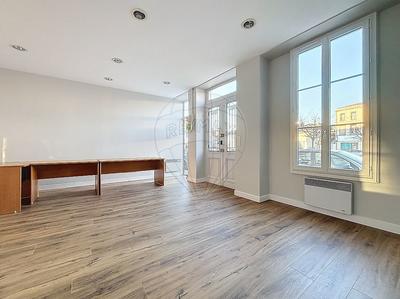 Bureau - 50 m² - 2 pièces