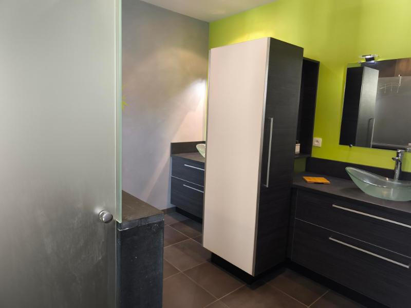 Maison - 230 m² - 7 pièces