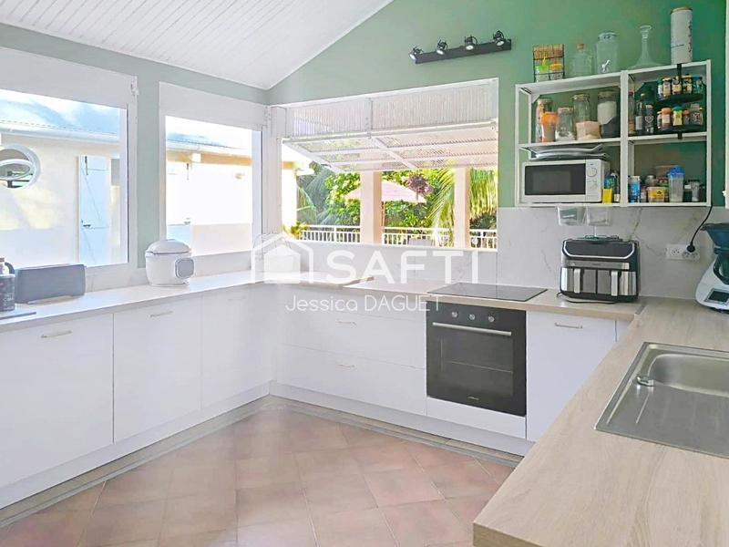 Villa - 208 m² - 8 pièces