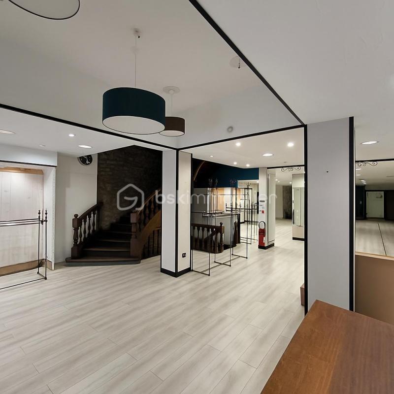 Immeuble - 1 405 m² - 10 pièces