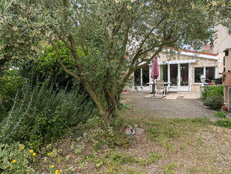 Maison - 147 m² - 6 pièces