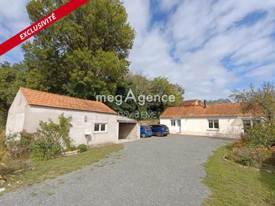 Maison traditionnelle - 124 m² - 5 pièces