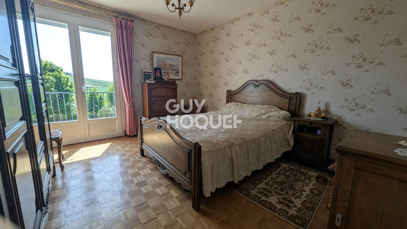 Maison - 168 m² - 8 pièces