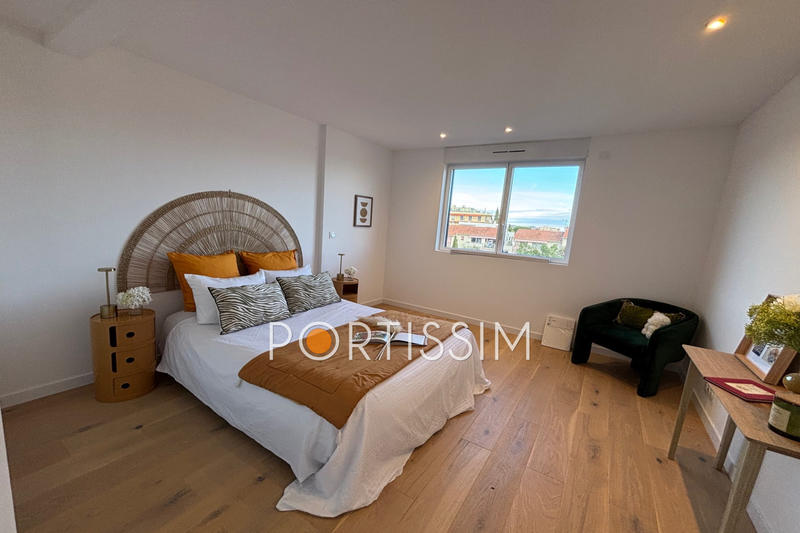 Appartement - 132 m² - 4 pièces