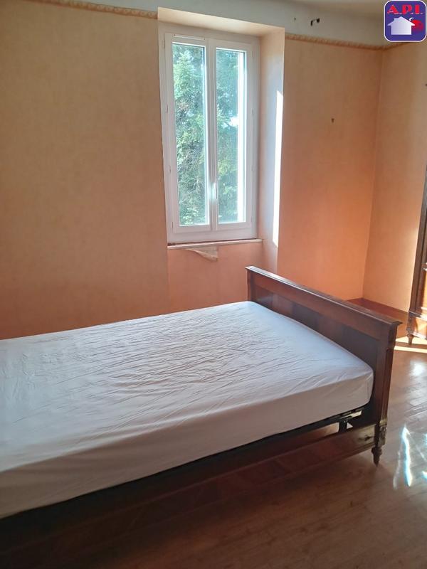 Maison - 128 m² - 7 pièces