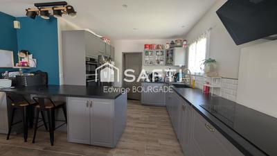 Maison - 147 m² - 6 pièces