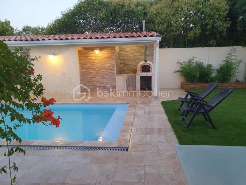 Maison traditionnelle - 155 m² - 6 pièces