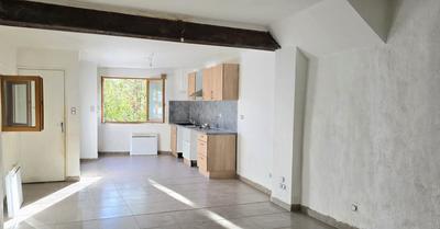 Maison de village - 67 m² - 4 pièces