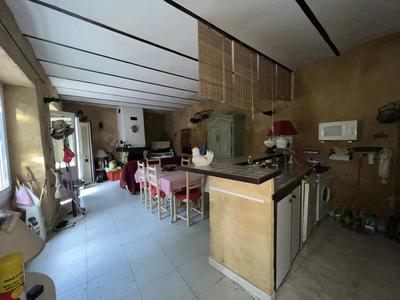 Maison de village - 90 m² - 4 pièces