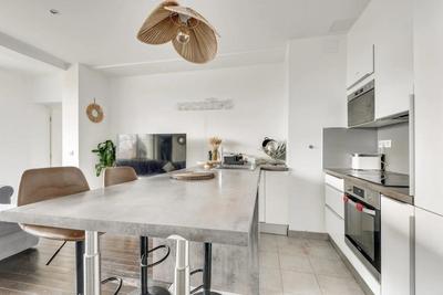 Appartement - 96 m² - 5 pièces