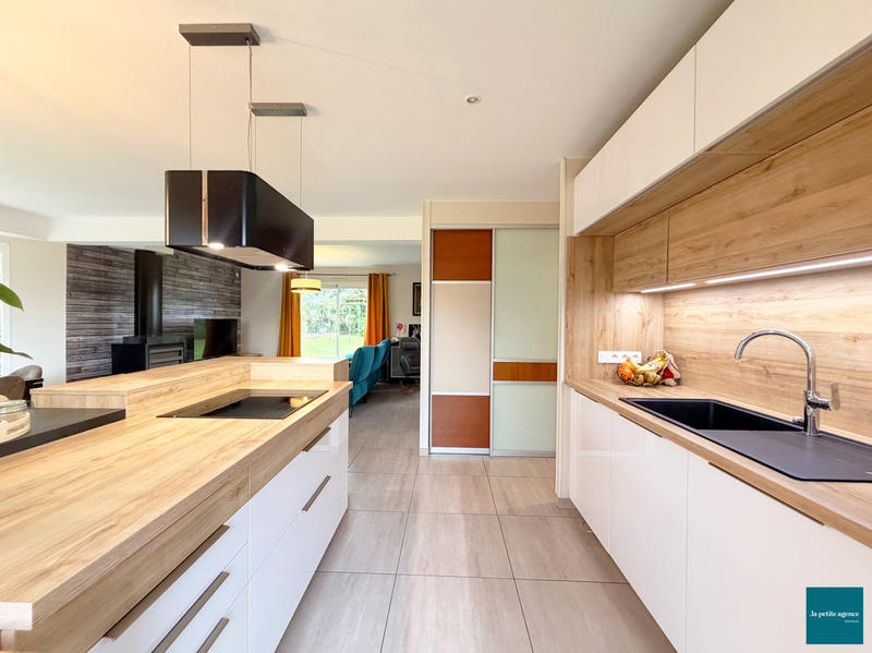 Maison - 134 m² - 6 pièces