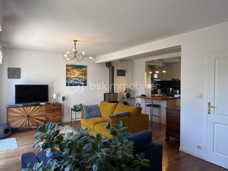 Maison traditionnelle - 105 m² - 5 pièces