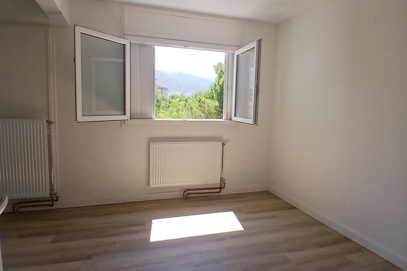 Appartement - 78 m² - 4 pièces