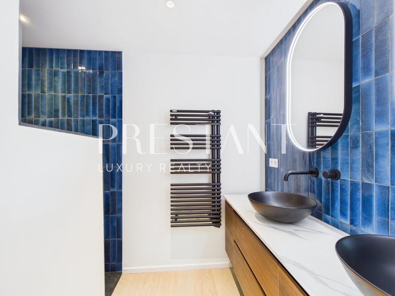 Maison - 231 m² - 7 pièces