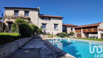 Maison - 380 m² - 9 pièces