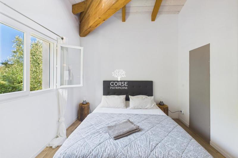 Villa - 325 m² - 11 pièces