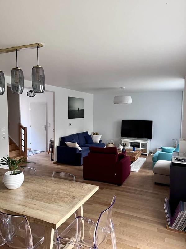 Maison - 106 m² - 6 pièces