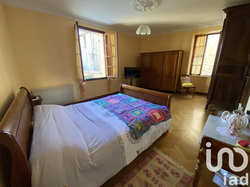 Maison de village - 180 m² - 5 pièces