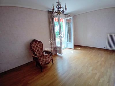 Maison - 82 m² - 5 pièces