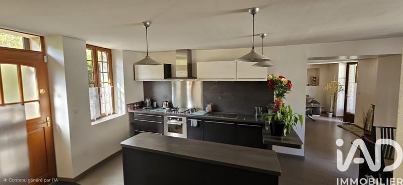 Maison - 140 m² - 6 pièces