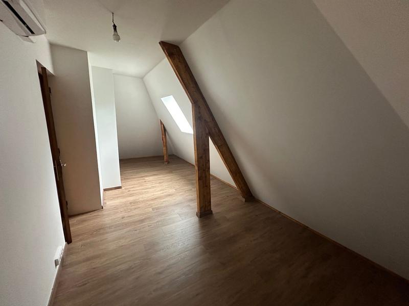 Maison - 165 m² - 8 pièces