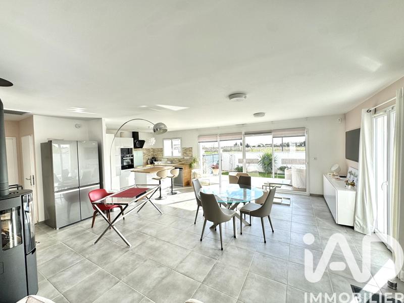 Maison - 90 m² - 3 pièces