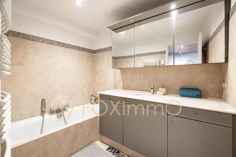 Appartement - 115 m² - 5 pièces