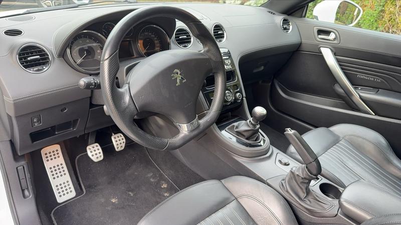 Peugeot Rcz Phase 2 1.6 Thp 155 Magnetic