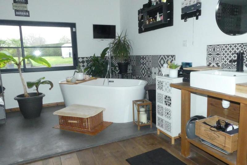 Maison - 186 m² - 3 pièces